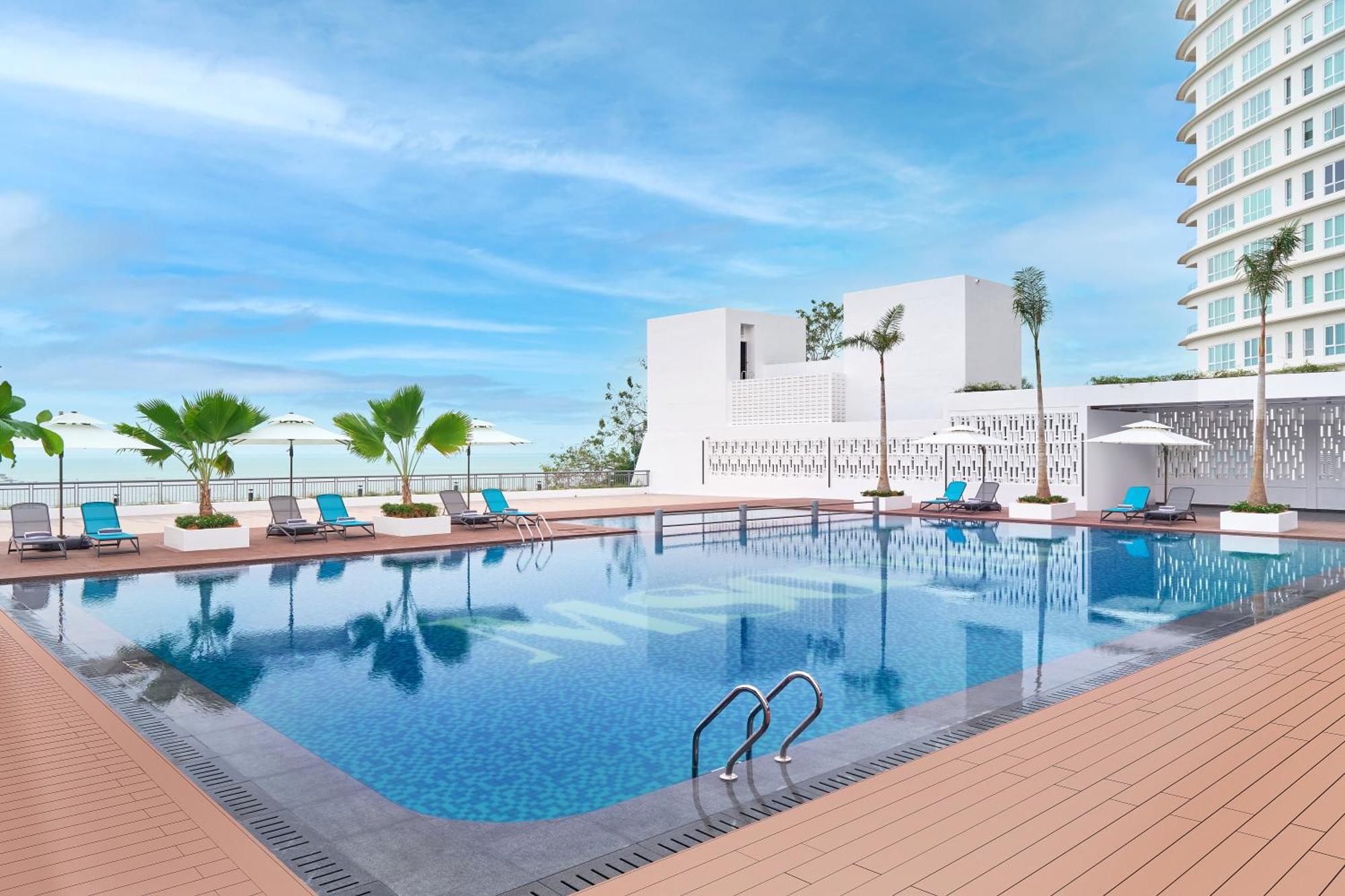 M Social Resort Penang Tanjung Bungah  Exterior foto